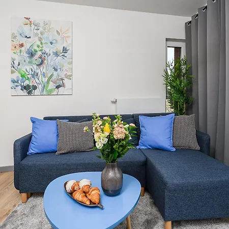 Lumina I 2Br Apart Near Centrum Praskie Koneser I Parking I Balcony Апартаменты *