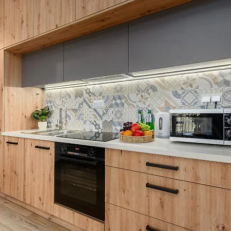 Lumina I 2Br Apart Near Centrum Praskie Koneser I Parking I Balcony