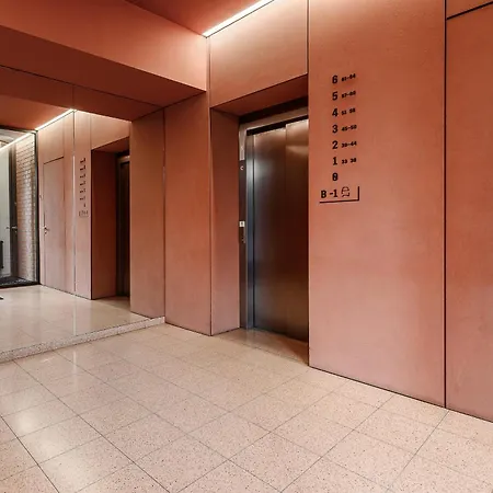 Lumina I 2Br Apart Near Centrum Praskie Koneser I Parking I Balcony Апартаменты *